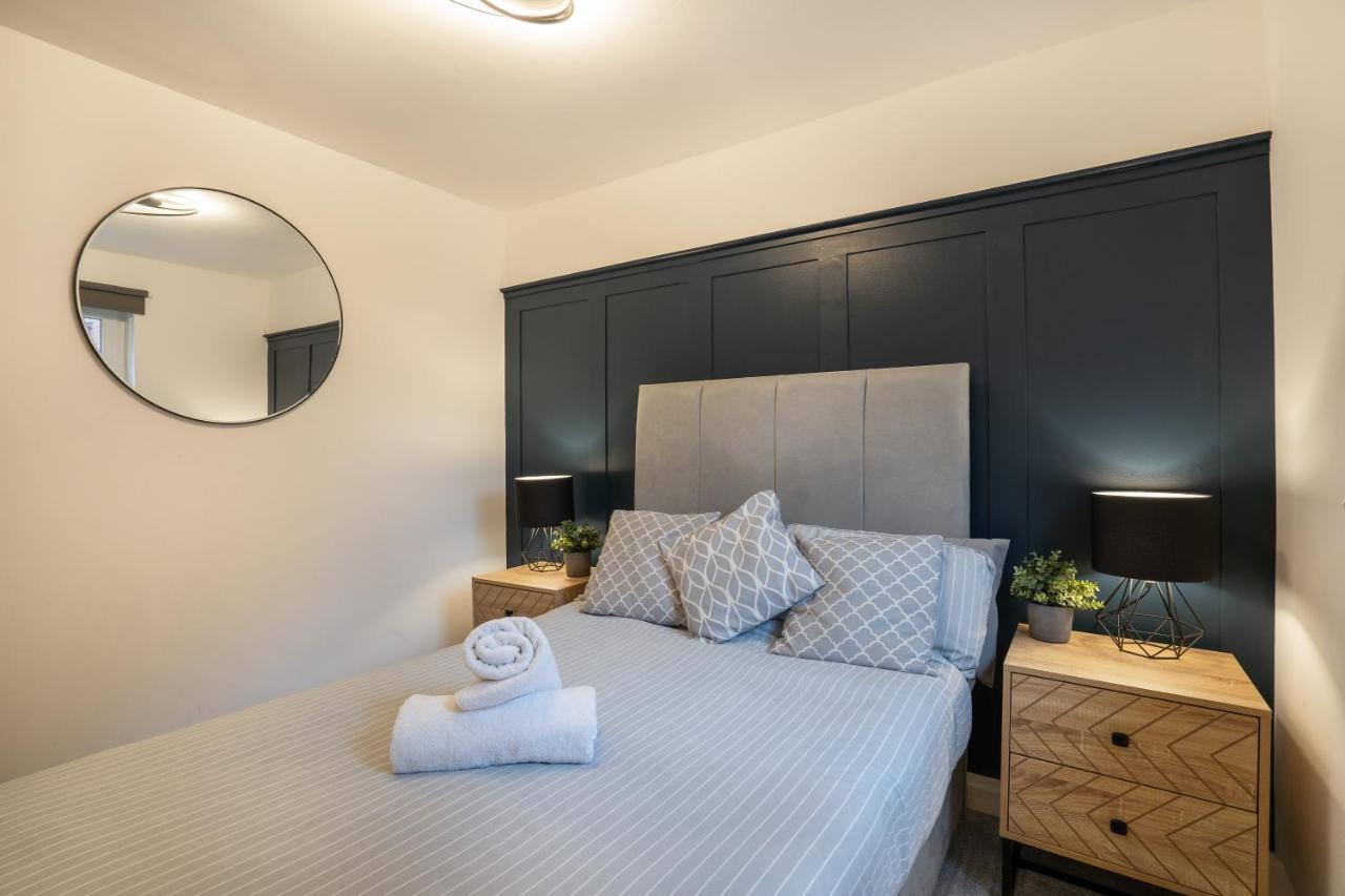 Modern 2bed Apartment-free Parking Appartement