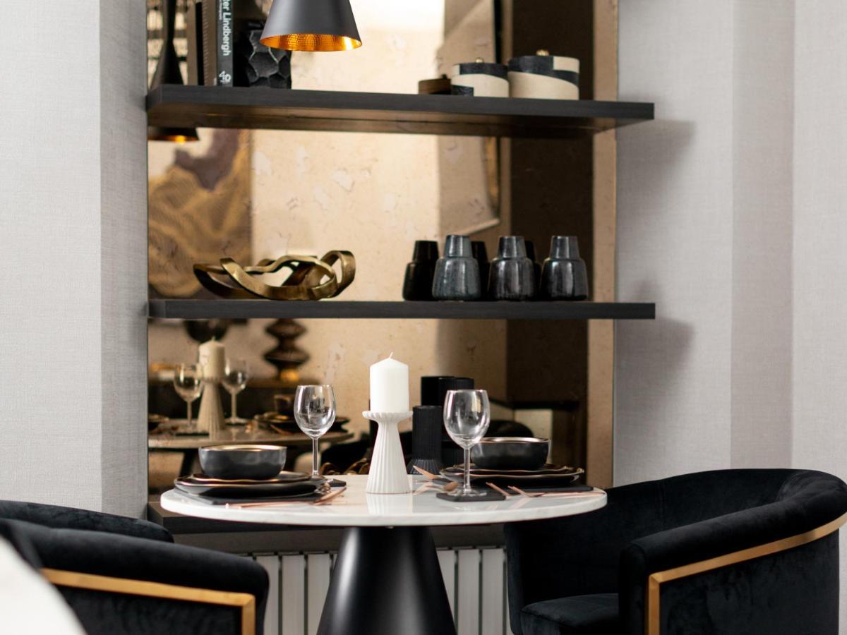 Luxury Centre Oasis - Lux Bath - Romantic Apartment Edinburgh