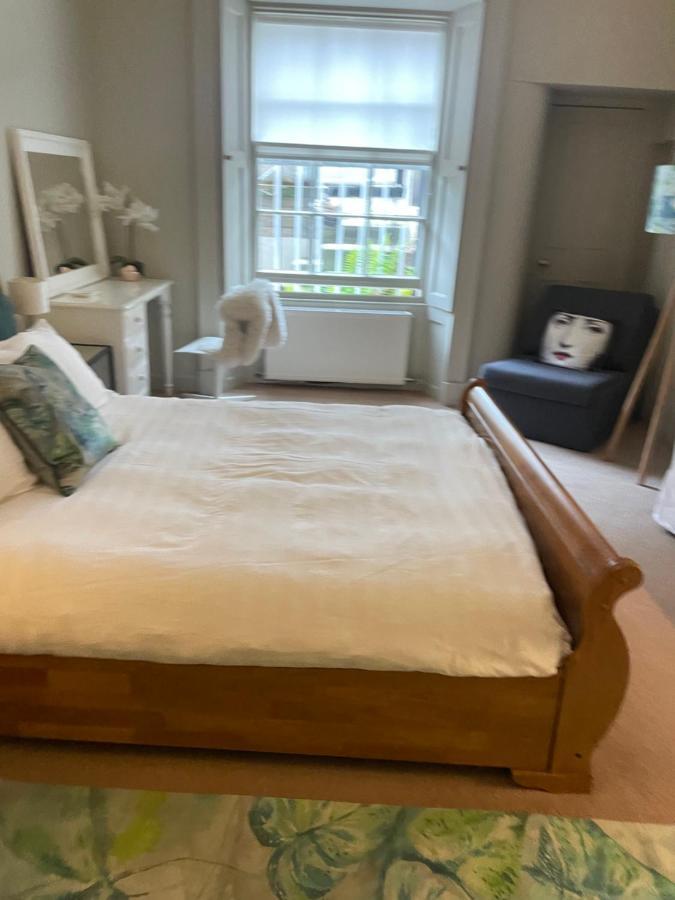 Chic 2b Centre Flat & Patio , Close To Castle