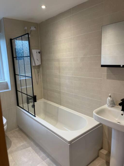 Apartment 2 Bed City Centre Modern Flat *