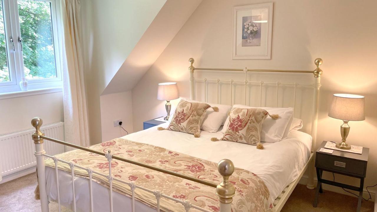 Estate At Carberry Tower Vakantiehuis *