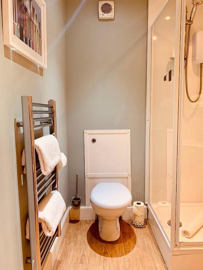 Royal Mile Apt, Just 1 Min From Castle! *