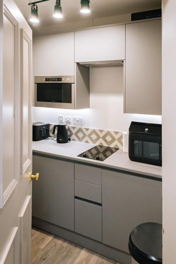 Chic 1bd Flat - Wviews Of Castle! Edinburgh