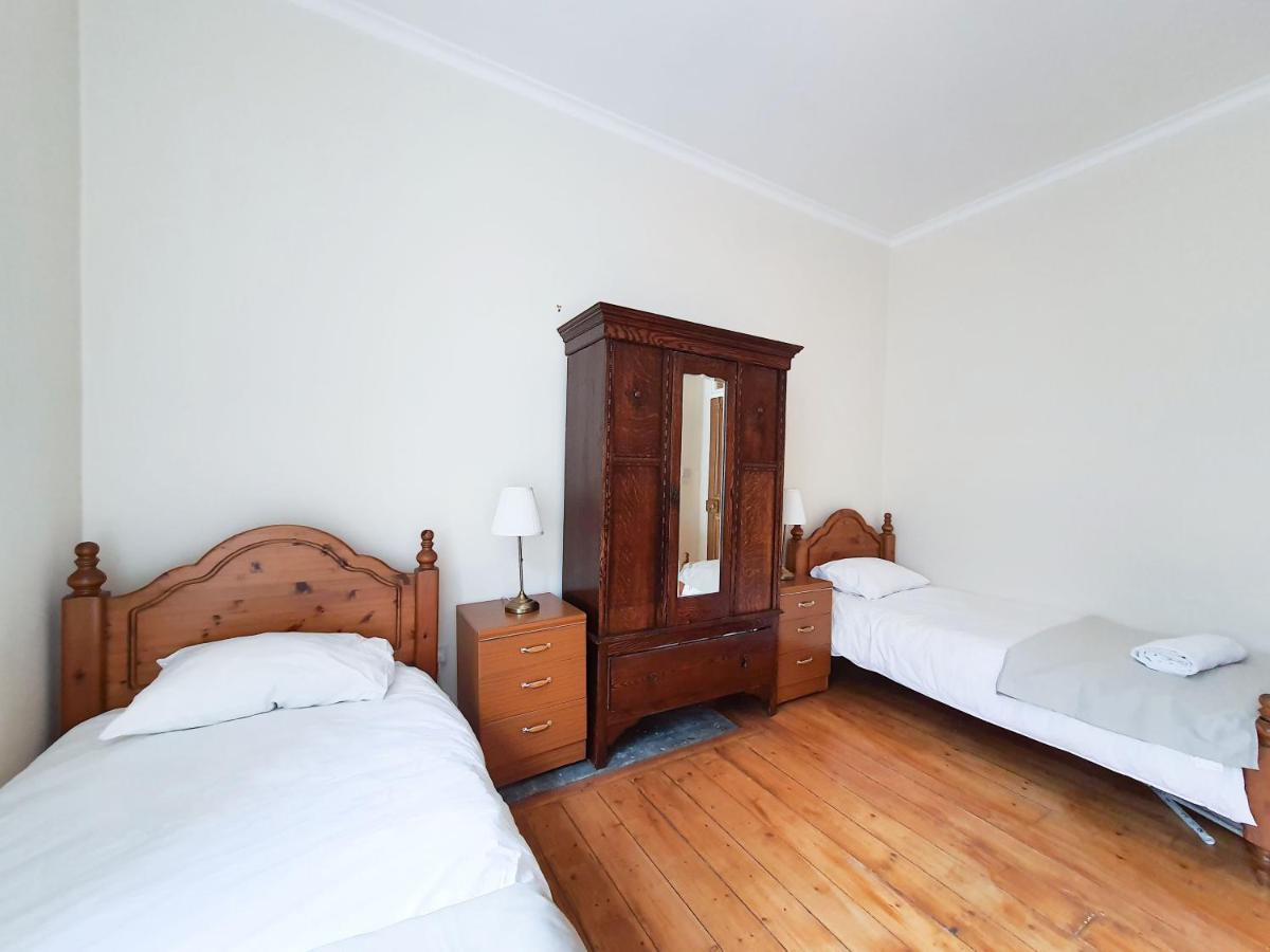 Charming Old Town Apartment Edinburgh