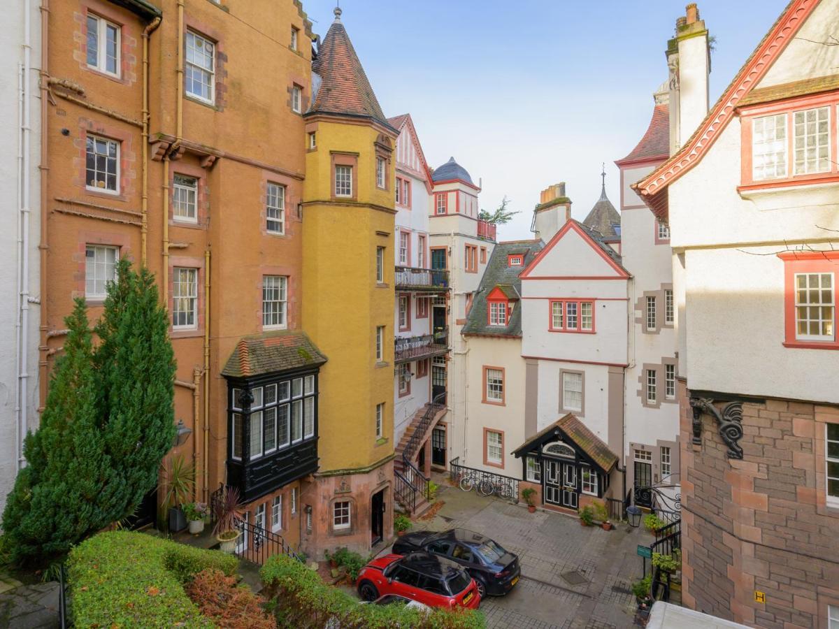 Apartment Pass The Keys Historic Ramsay Garden With Balcony Views