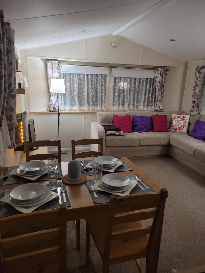 Cozy Caravan Near Holiday home Edinburgh