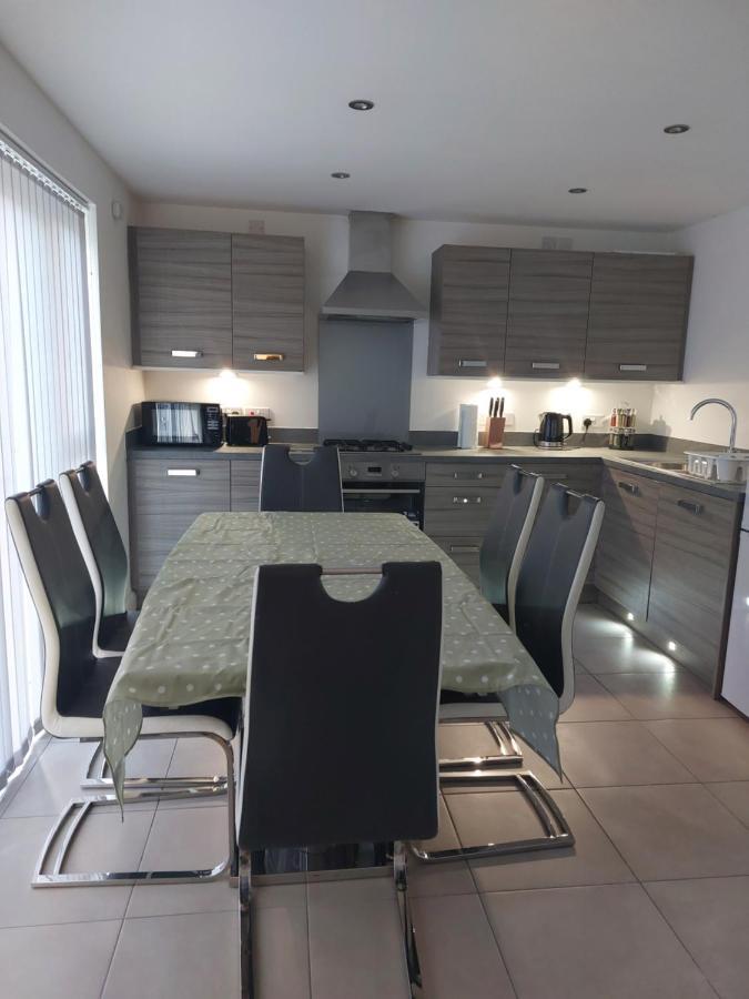 Beautiful 4-bedroom House With Private Garden & Parking * Édimbourg