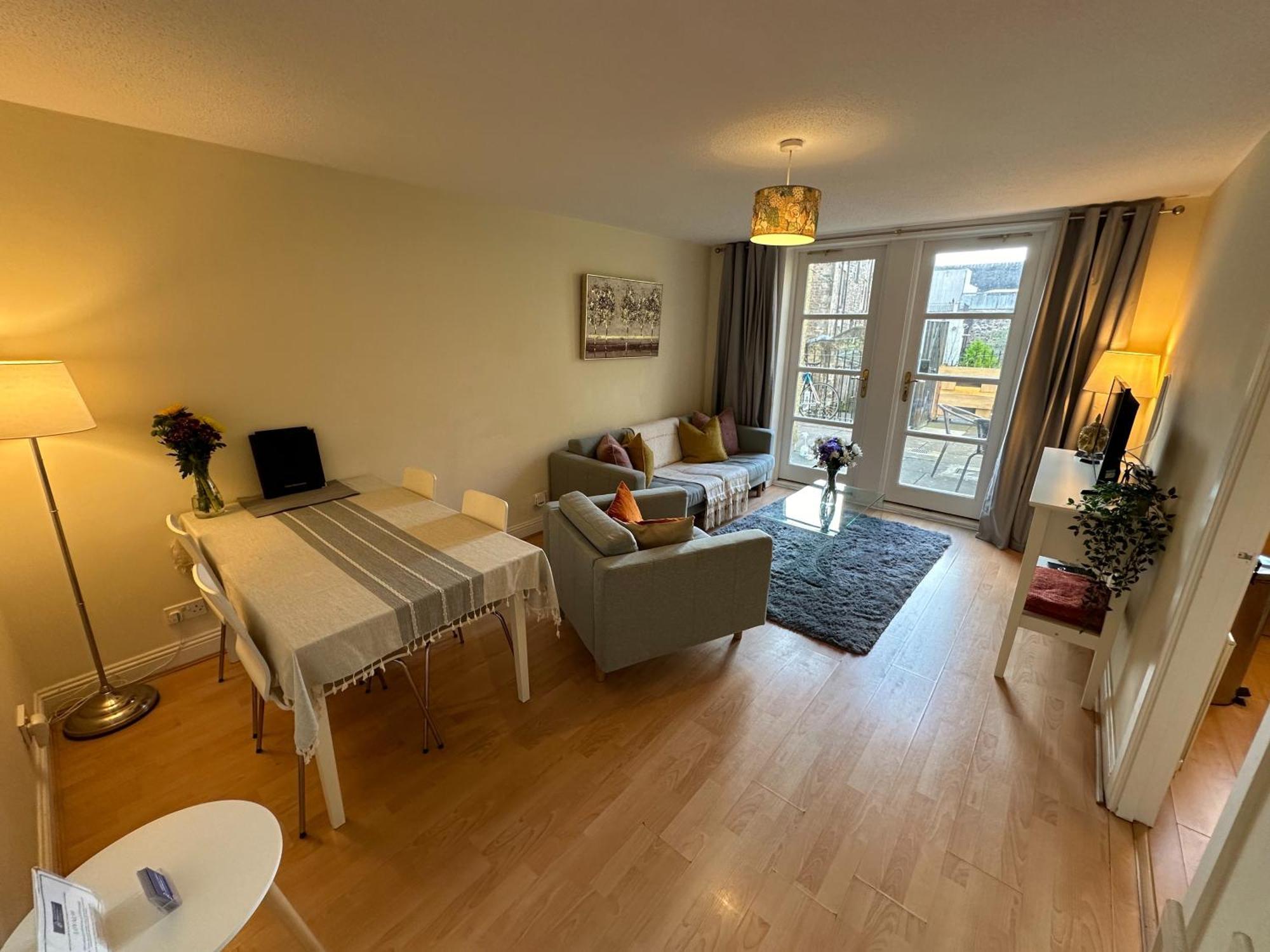 Castle Wynd Old Town Apartment