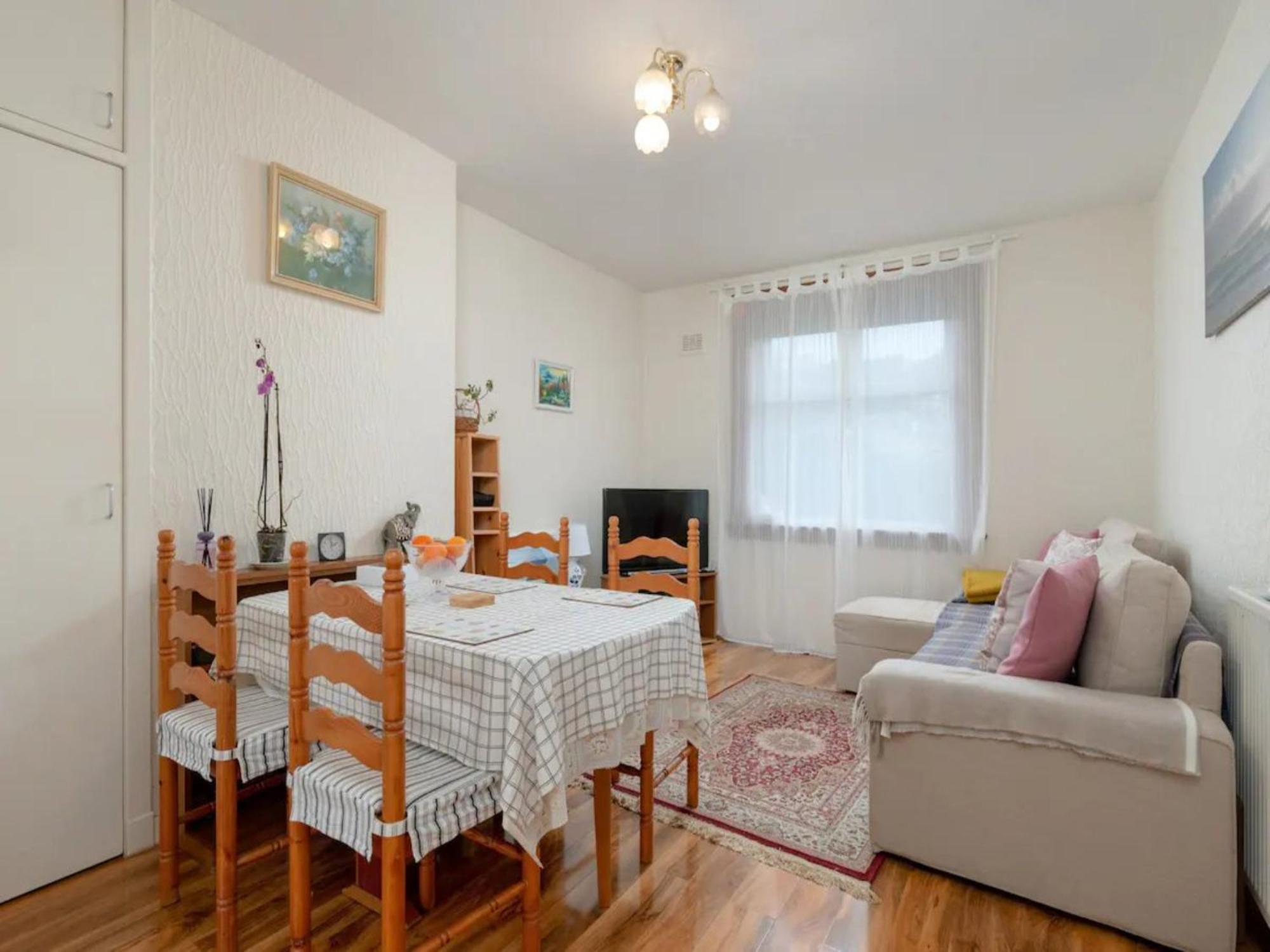 Pass The Keys Spacious Murrayfield Flat Vakantiehuis