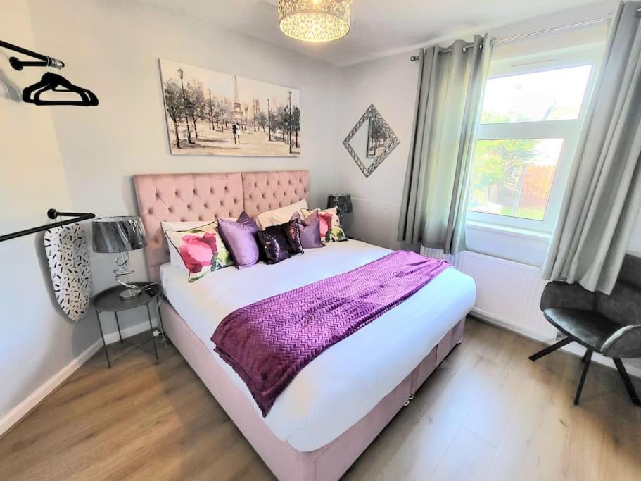 4 Bedrooms By Sensational Short Lets & Serviced Apartment Edinburgh