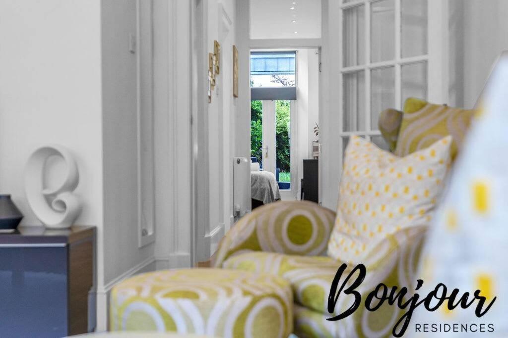 Clichy Ground Floor 1br-1 Ba, Shared Garden Access By Bonjour Residences EDI