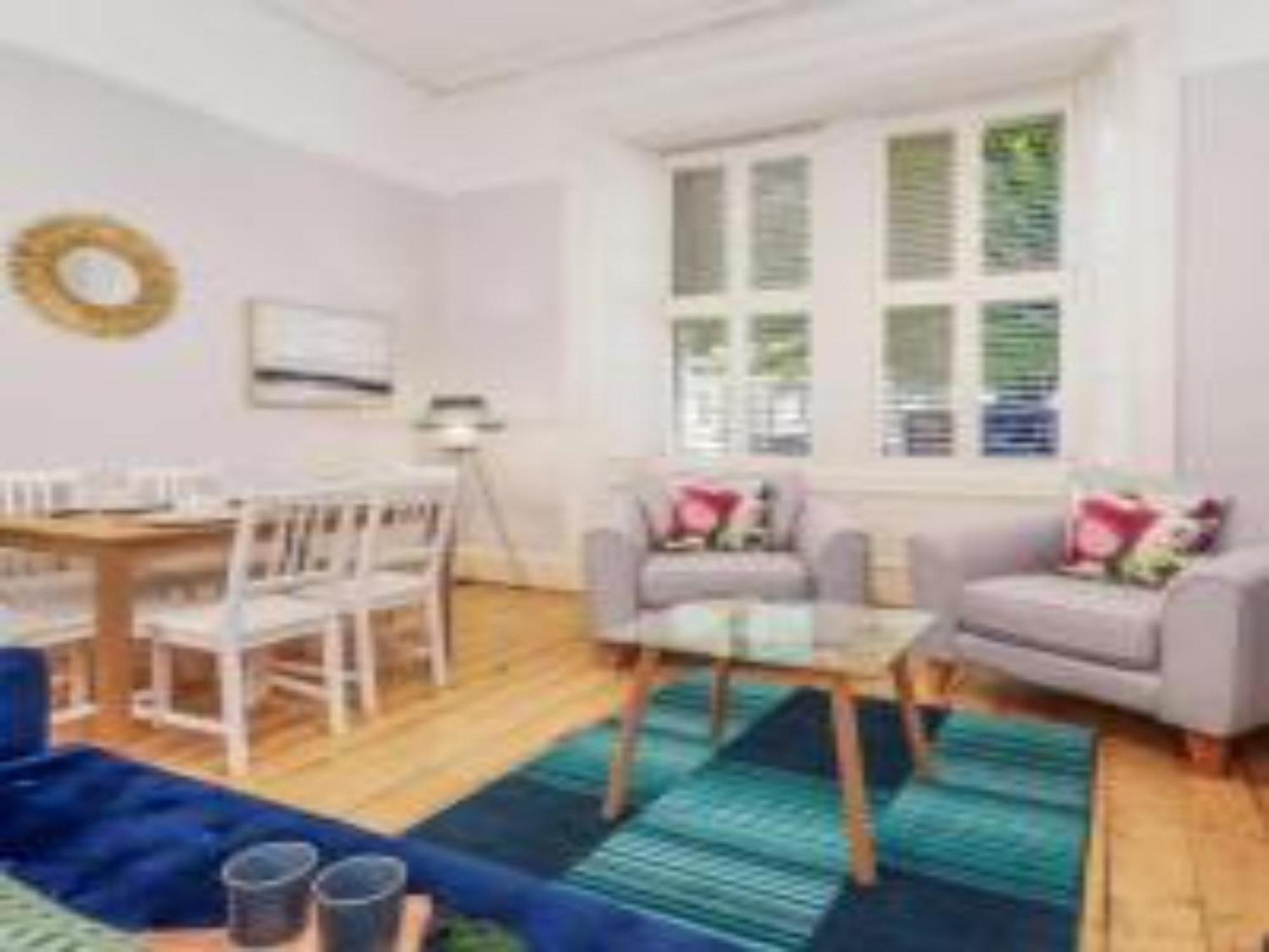 Appartement Pass The Keys Main Door 3 Bed With Free Parking