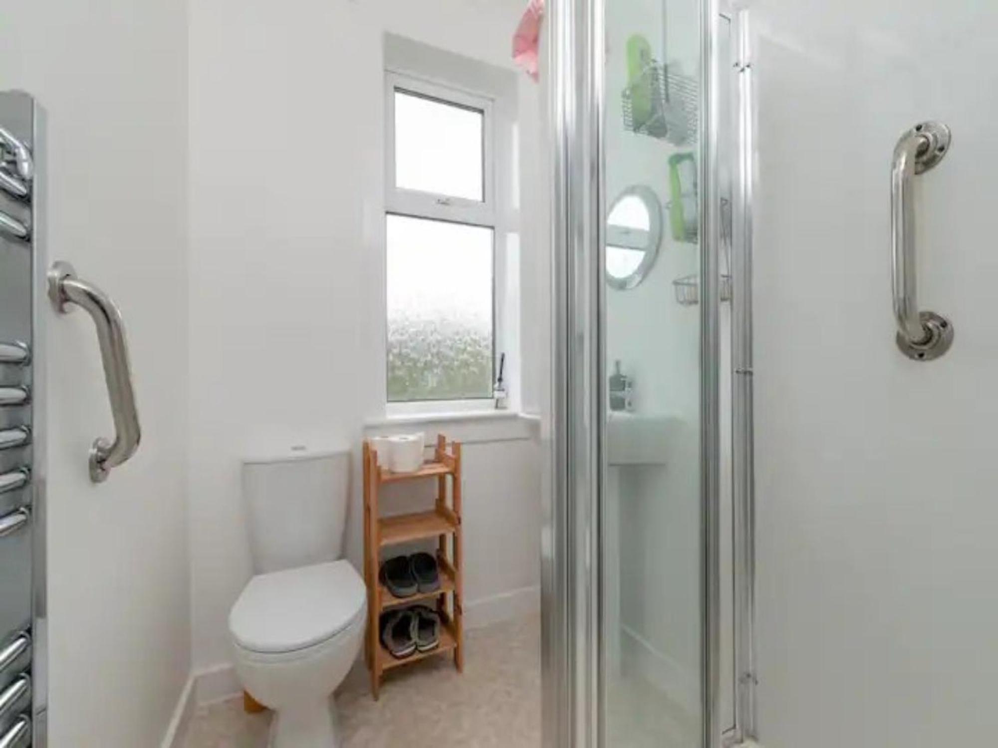 Pass The Keys Spacious Murrayfield Flat Vakantiehuis *
