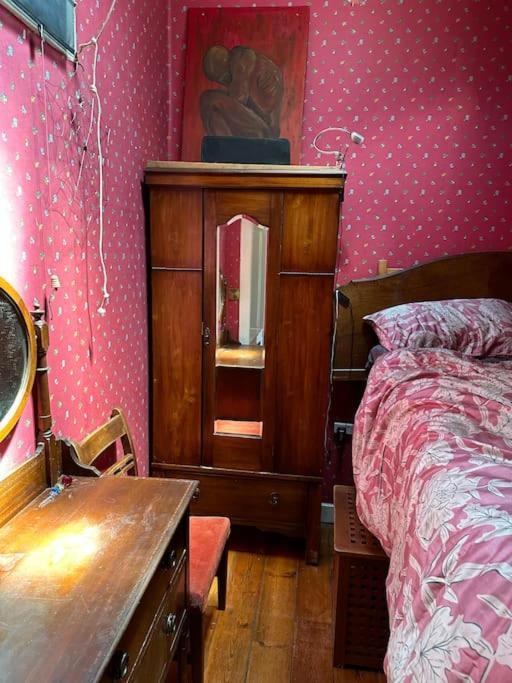 Very 2 Bedroom Flat In World Heritage Site * Edinburgh