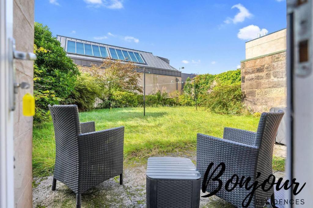 Clichy Ground Floor 1br-1 Ba, Shared Garden Access By Bonjour Residences * EDI