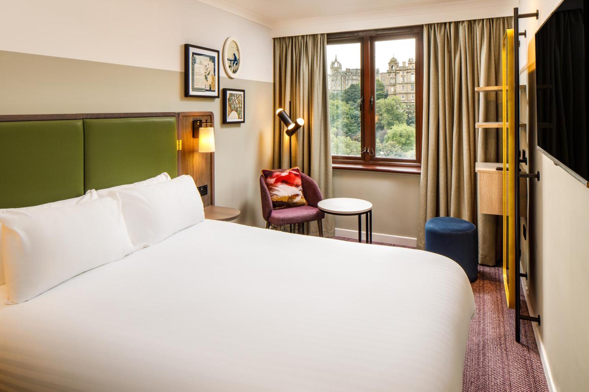 Mount Royal By The Unlimited Collection 4*