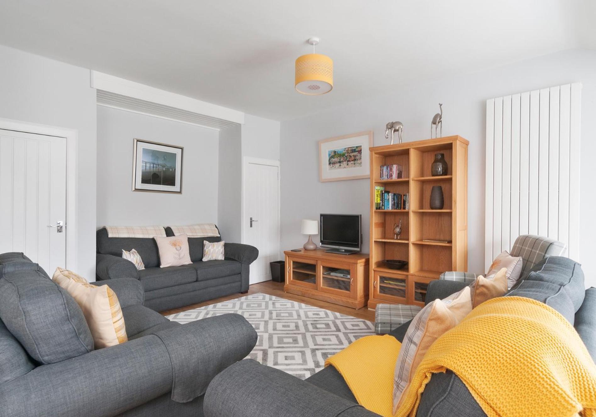 High Street Apartment Edinburgh