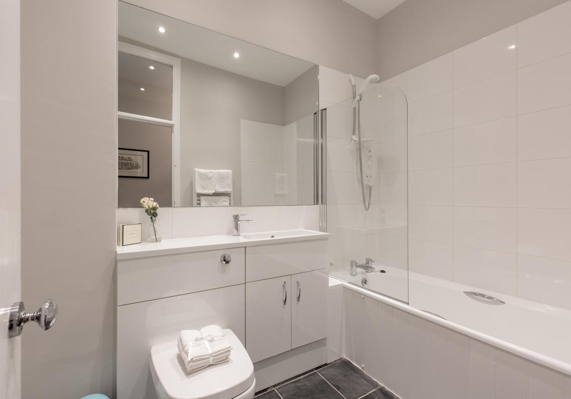 Apartment West Bow *
