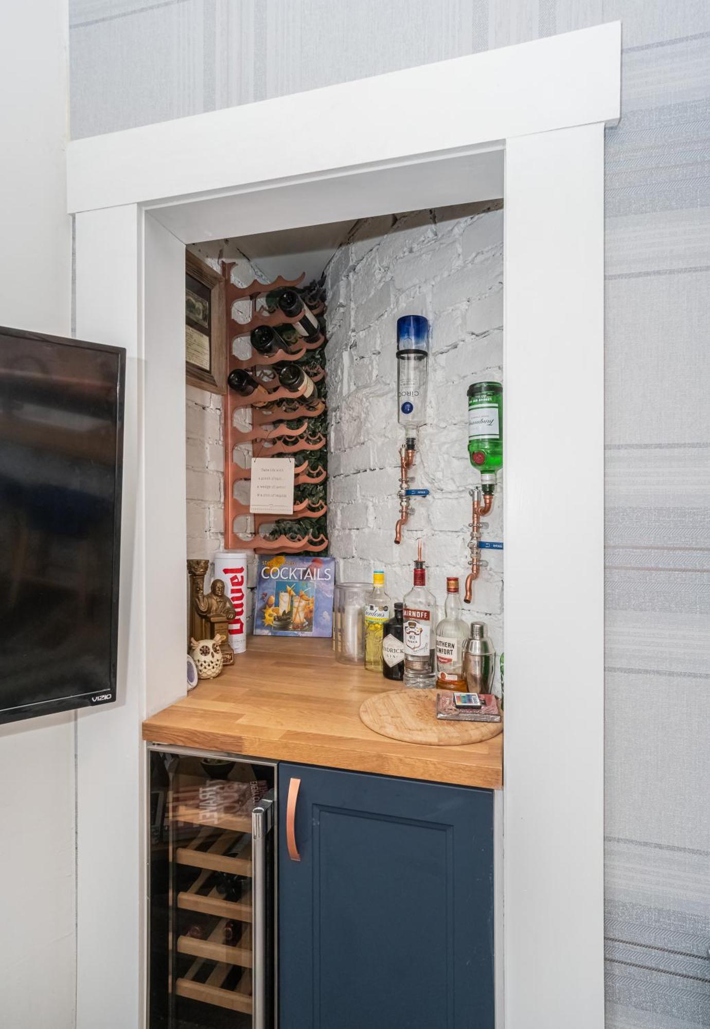 Pass The Keys Trendy Historic Flat Sleeps 4 To 6 Near Leith Shore Edinburgh