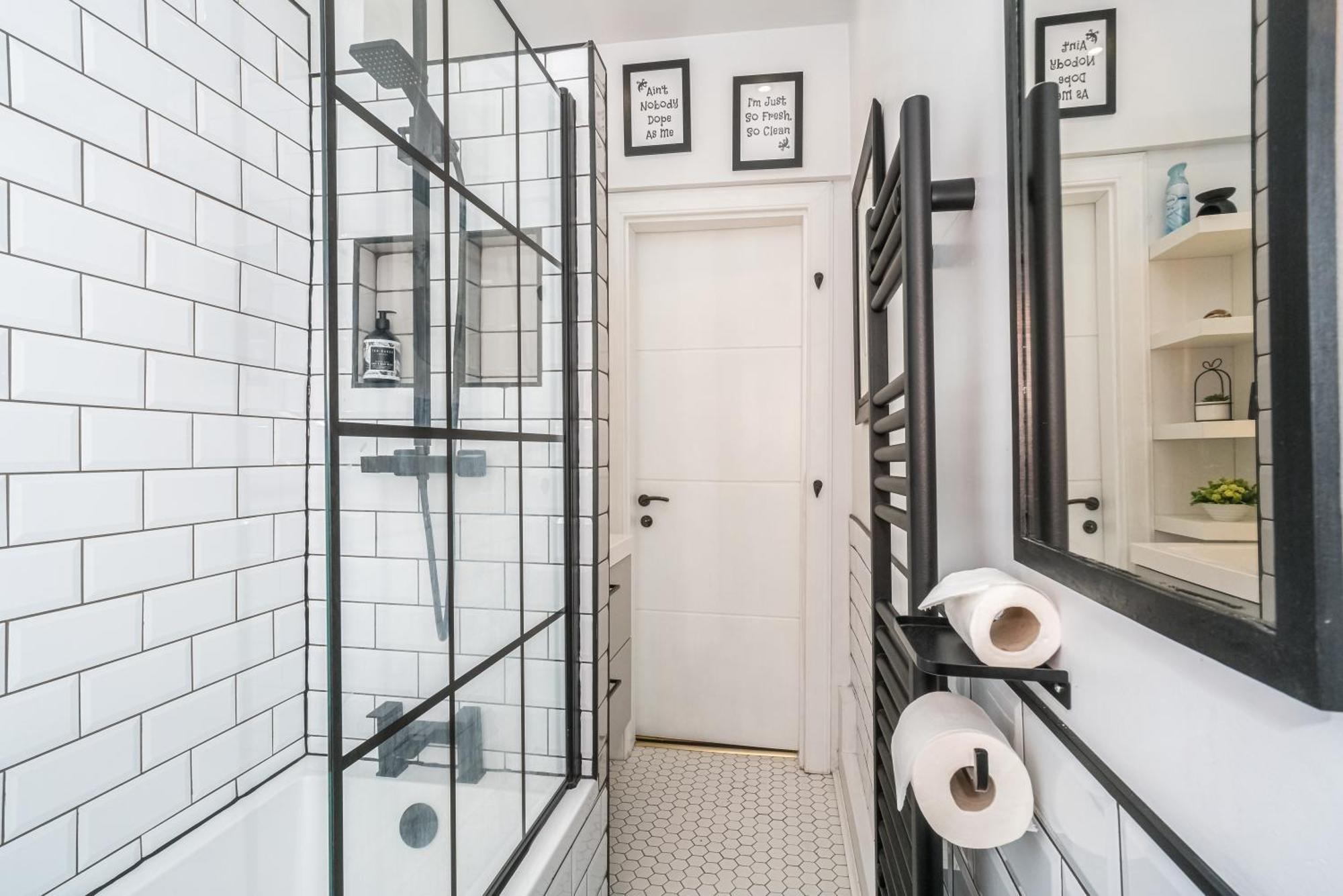 Pass The Keys Trendy Historic Flat Sleeps 4 To 6 Near Leith Shore * Edinburgh