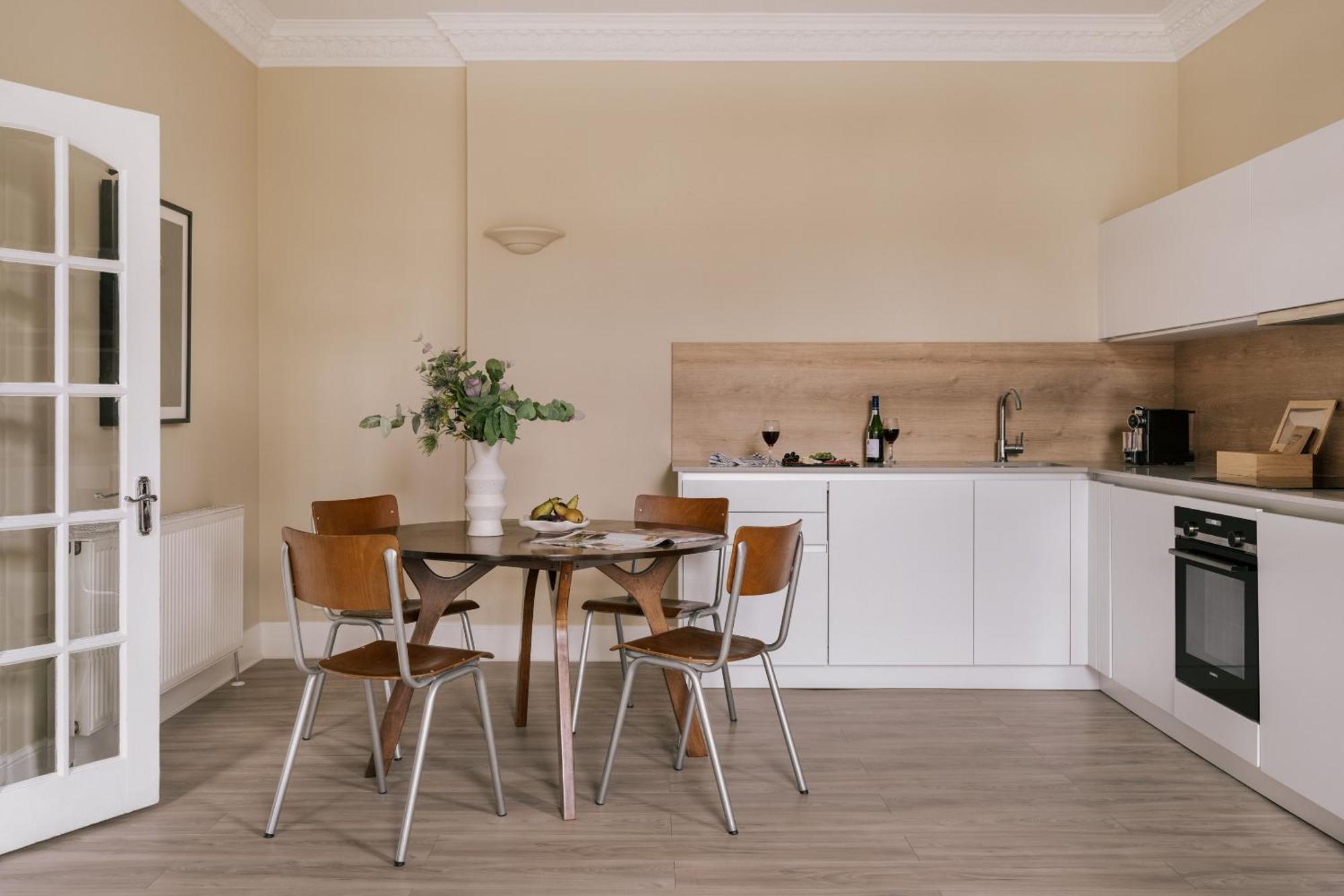 Sonder Royal Garden 4* EDI