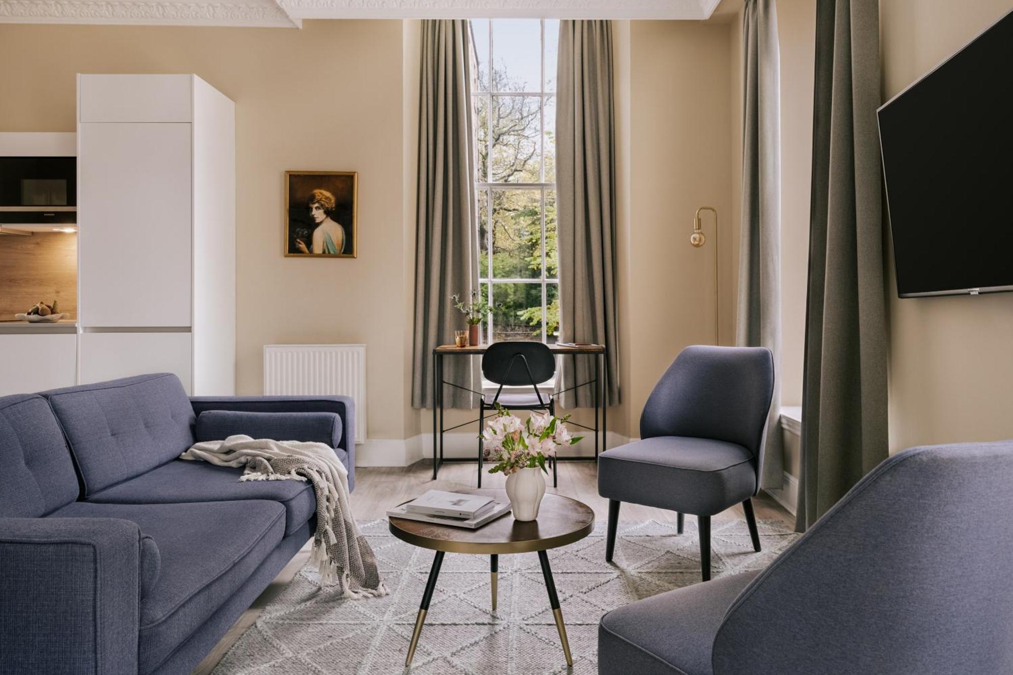 Sonder Royal Garden Aparthotel EDI