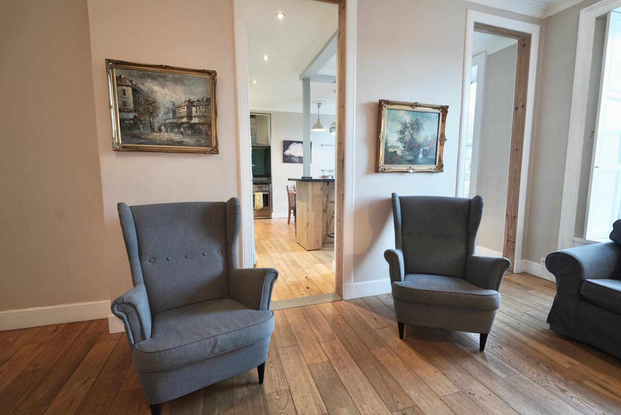 Apartment Spacious 2 Bed Next To Royal Mile & Waverley