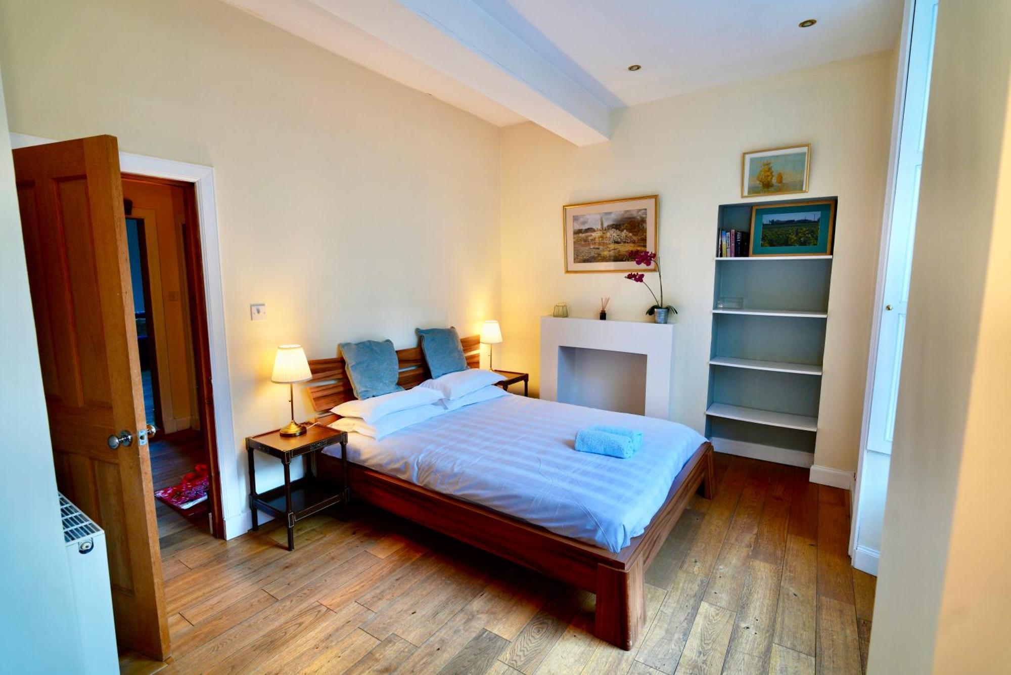 Apartment Spacious 2 Bed Next To Royal Mile & Waverley Edinburgh