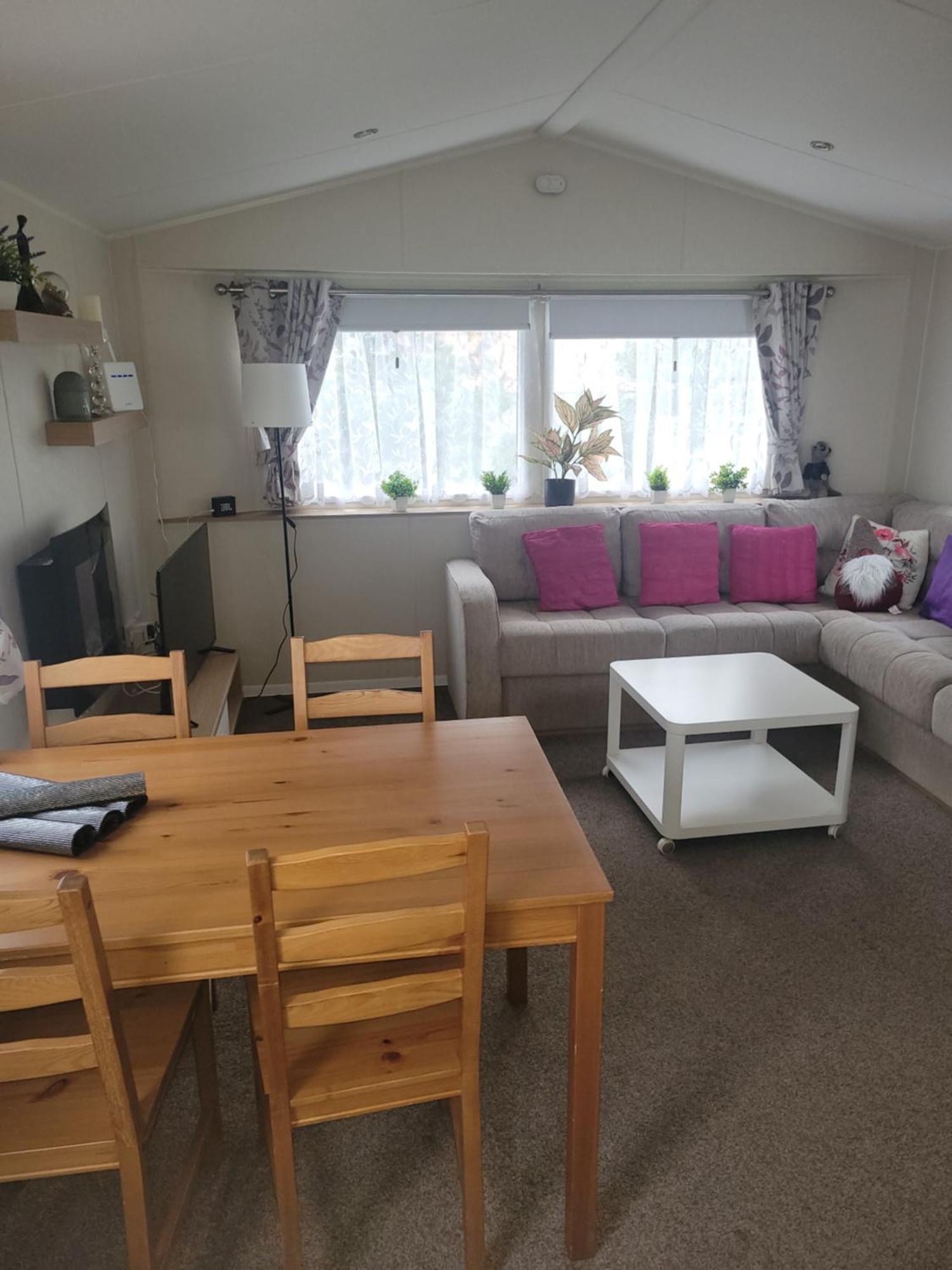 Cozy Caravan Near Holiday home Edinburgh
