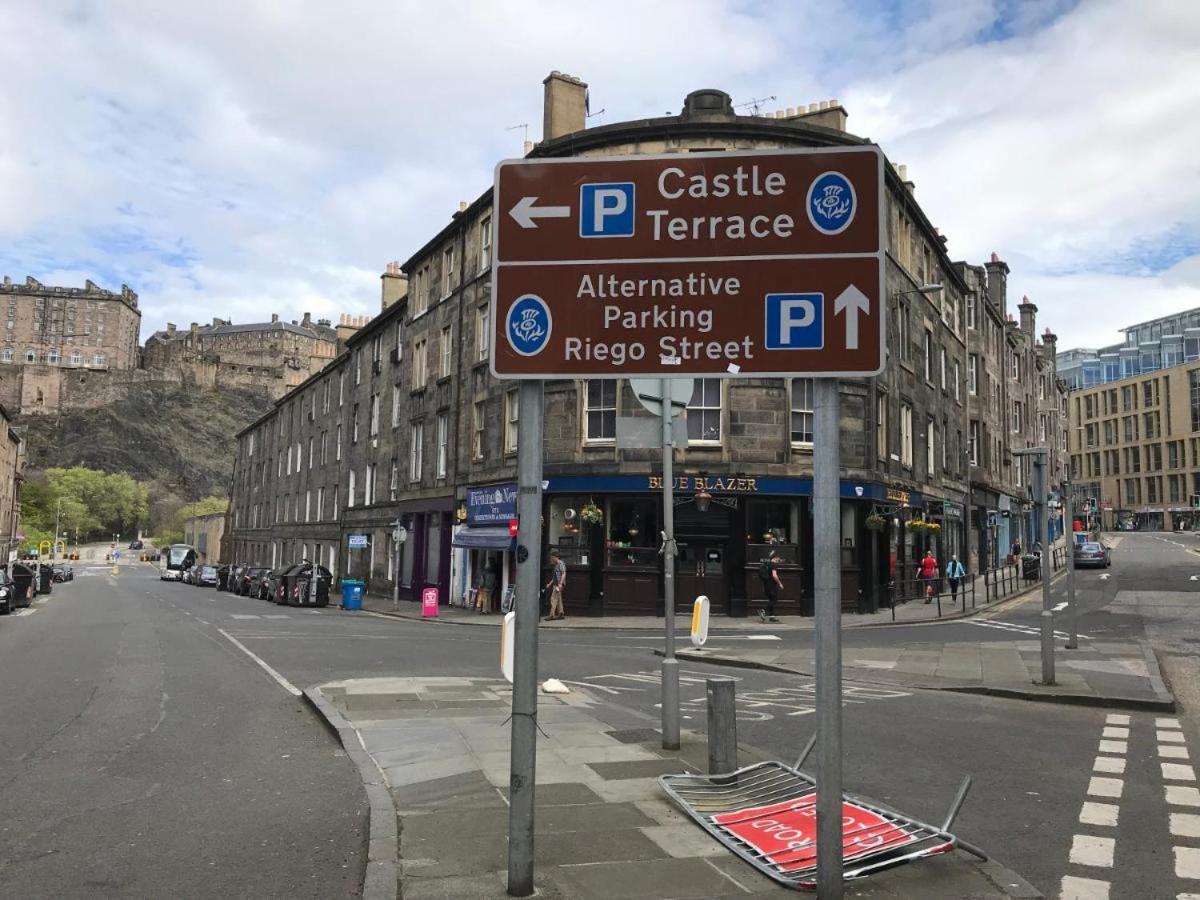 1 Bedrooms Flat In Haymarket, Heart Of Flat Sleeps 4 , * Edinburgh