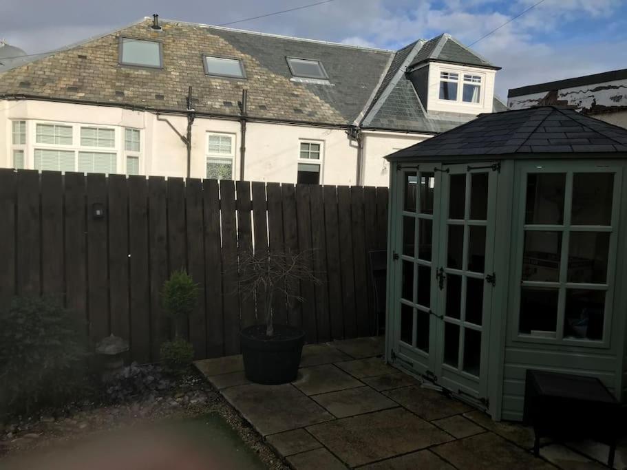 Ultra Stylish Furnished In Holiday home *