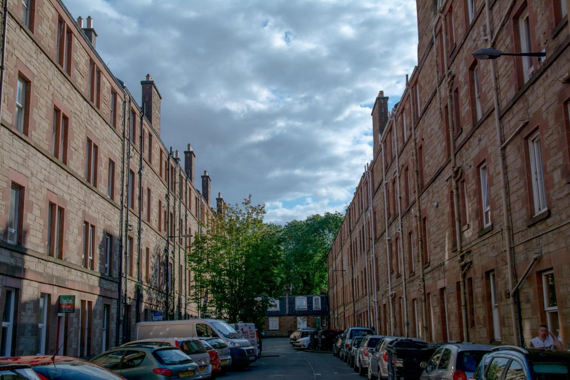 Warm 1 Bed By Holyrood Palace And Park! *