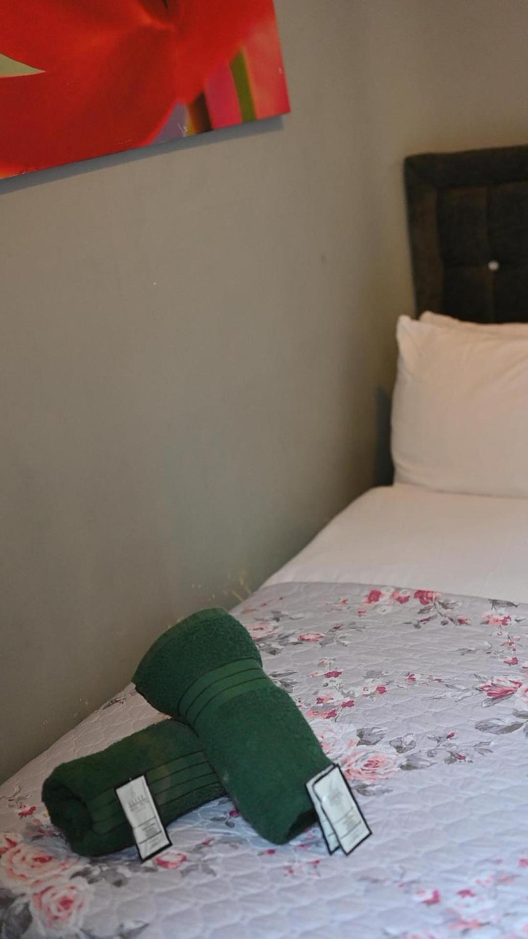 Apartment Warm 1 Bed By Holyrood Palace And Park!