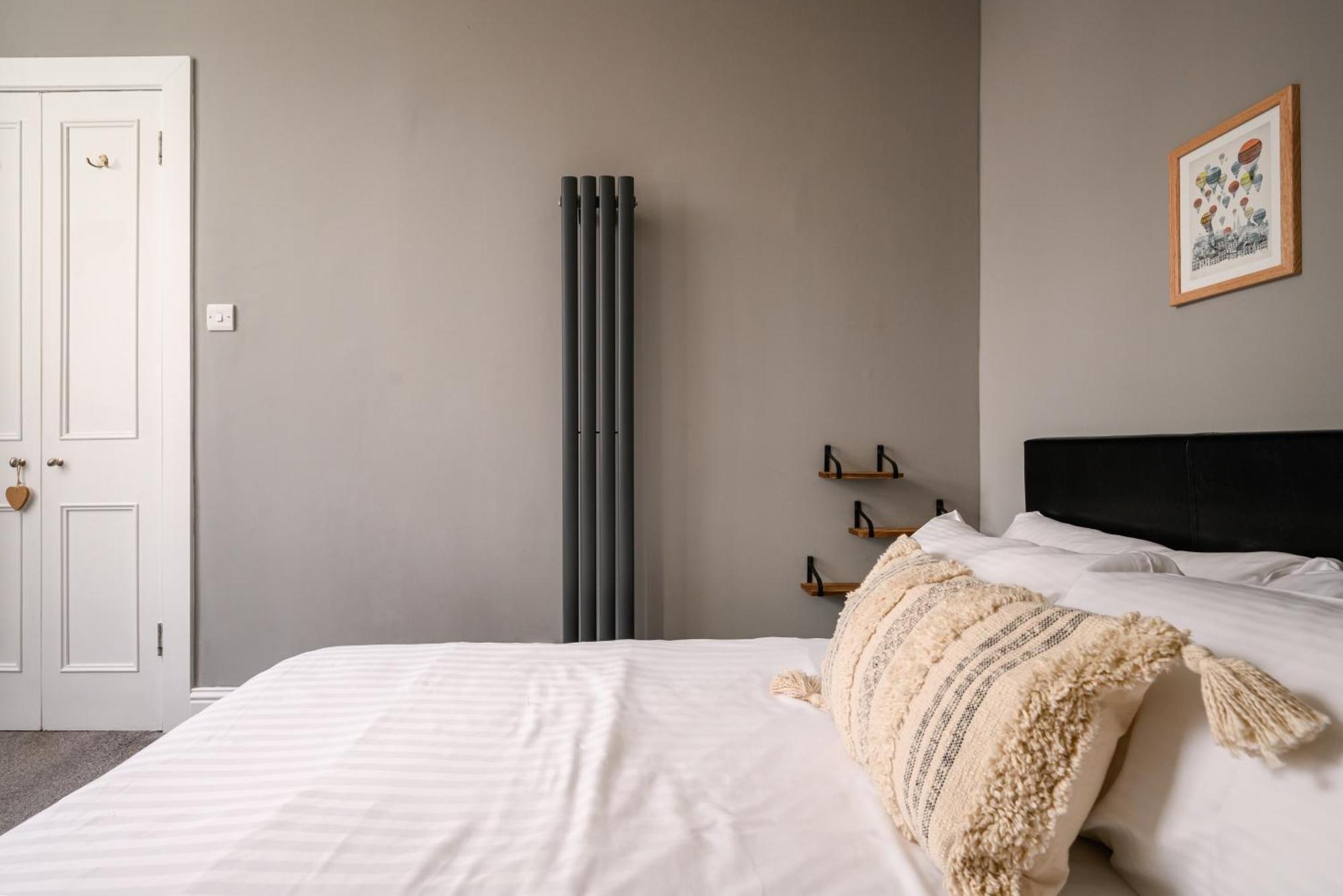 Vibrant Leith Flat Apartment