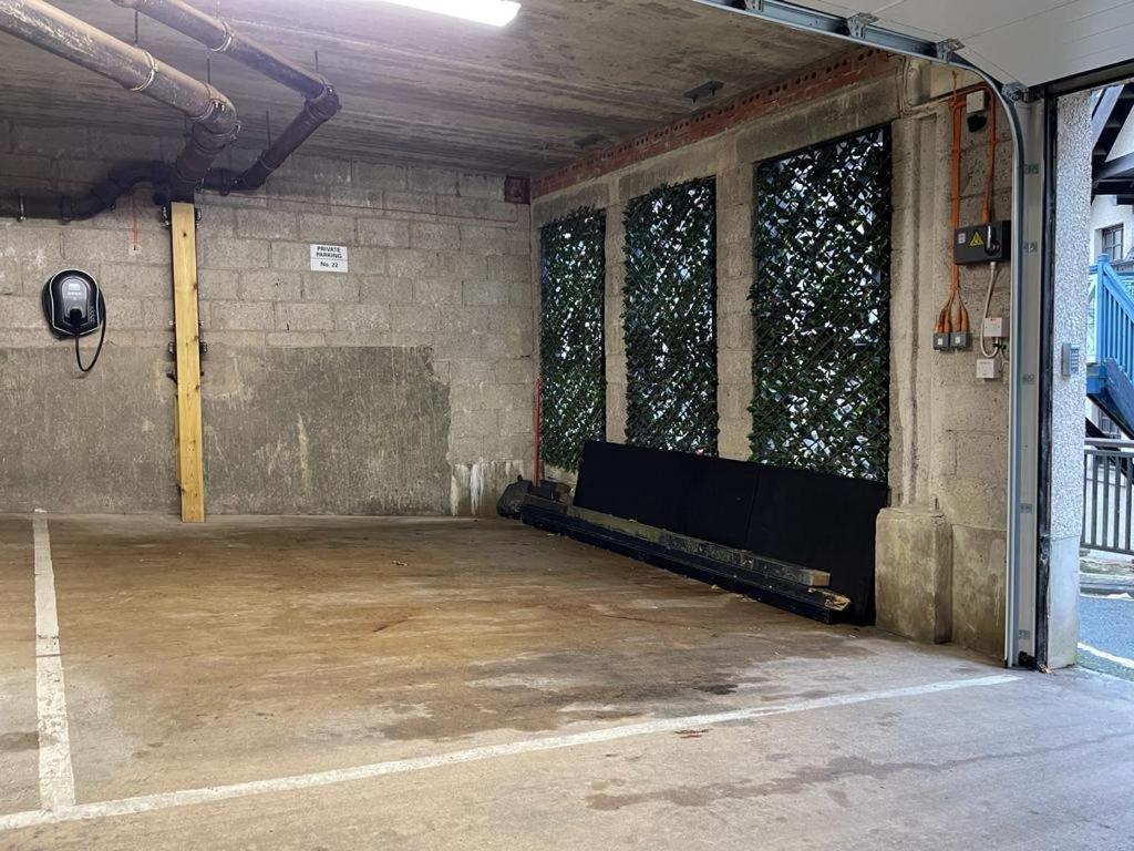 - - With Balcony And Free, Secure Garage Parking Appartement