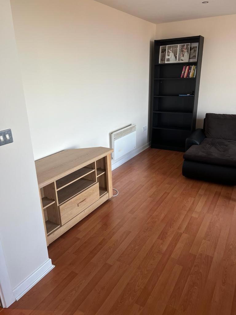 Modern 2 Bed With Stunning Seaside View Edinburgh