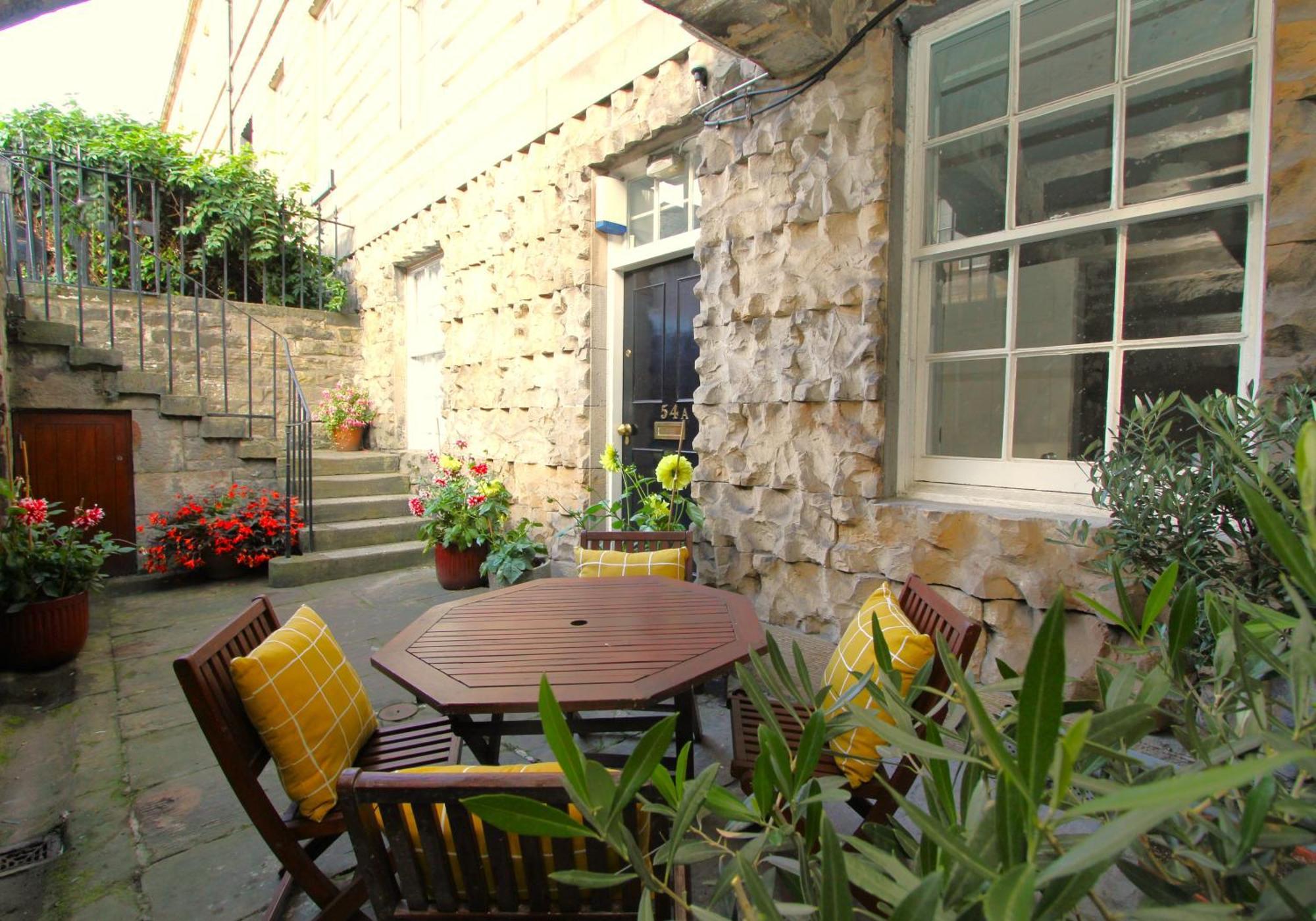 Apartment Centre New Town 2 Bedroom Flat Edinburgh