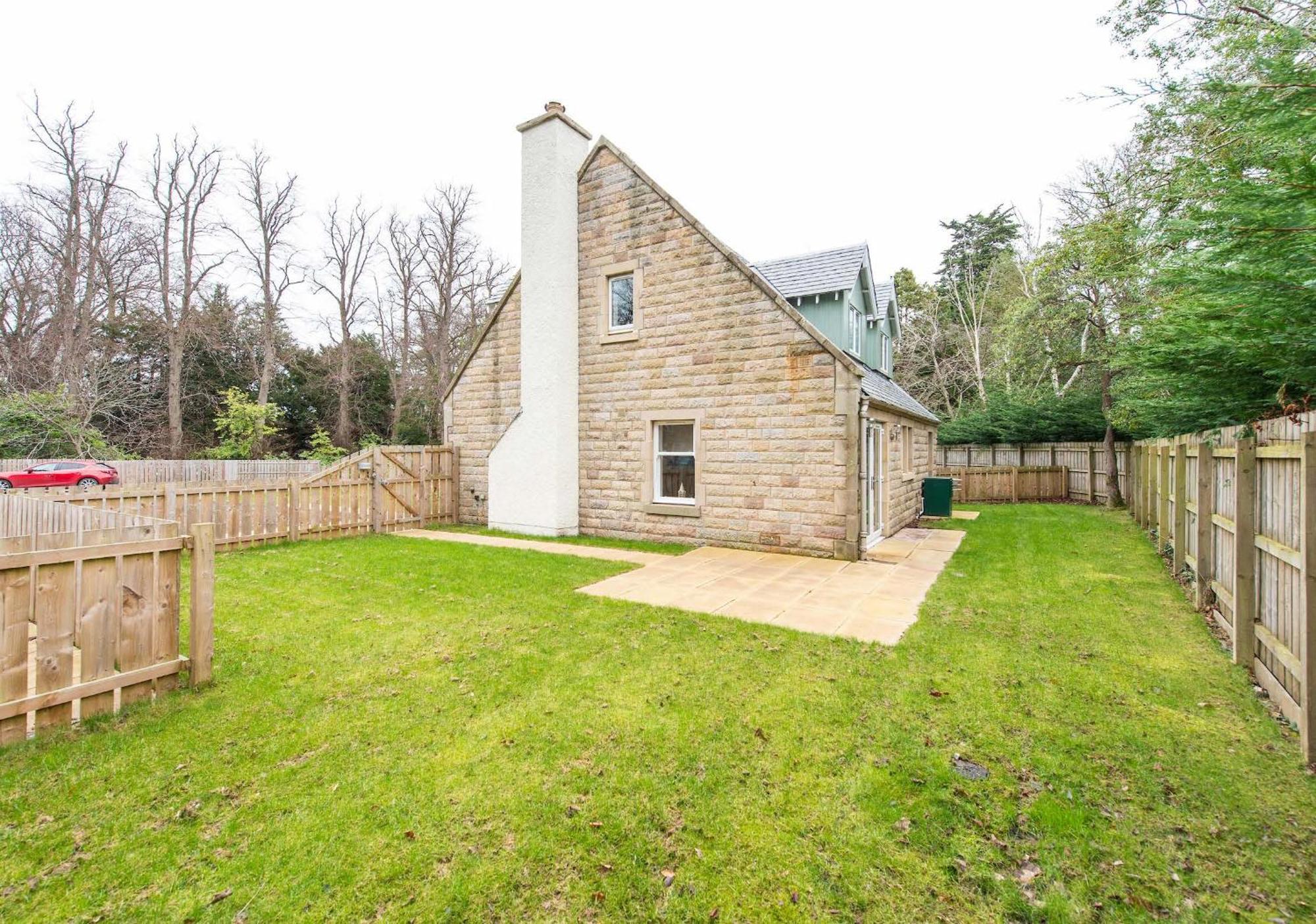 Estate At Carberry Tower * EDI