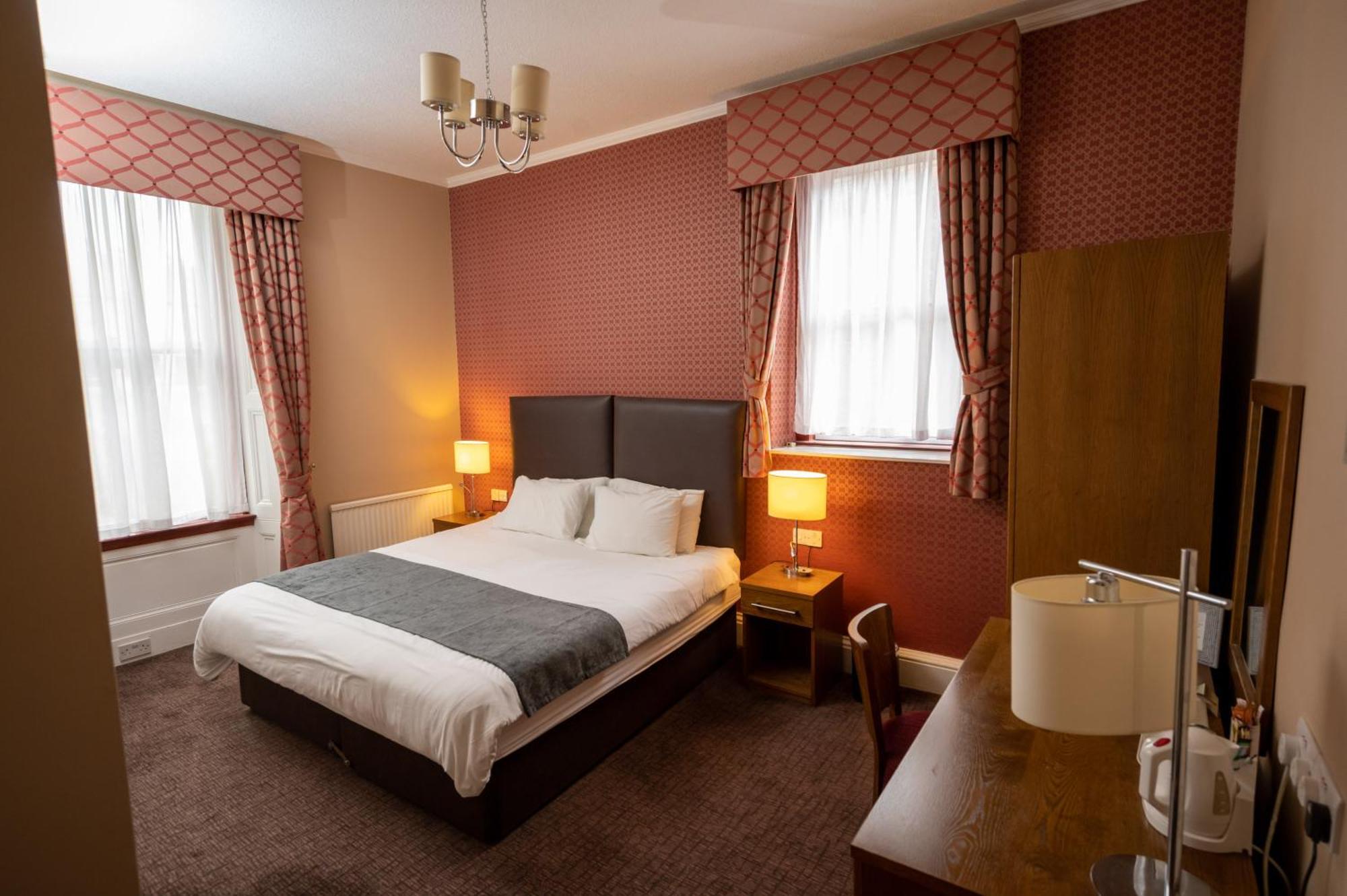 Hampton By Greene King Bed & Breakfast
