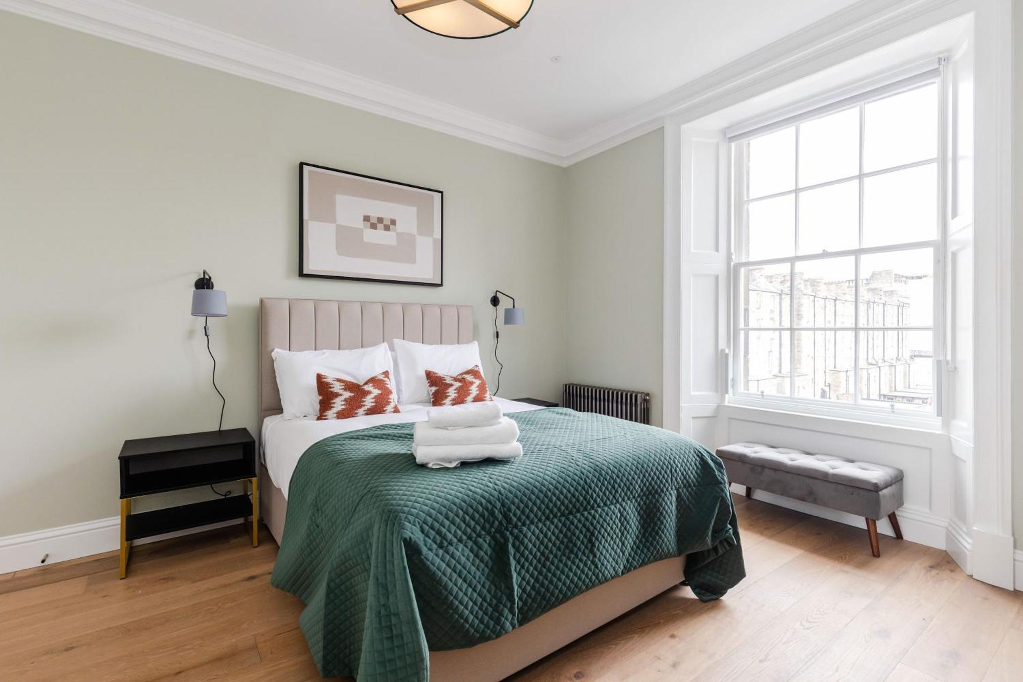 Dragon Luxury Serviced At Walker Street * Edinburgh