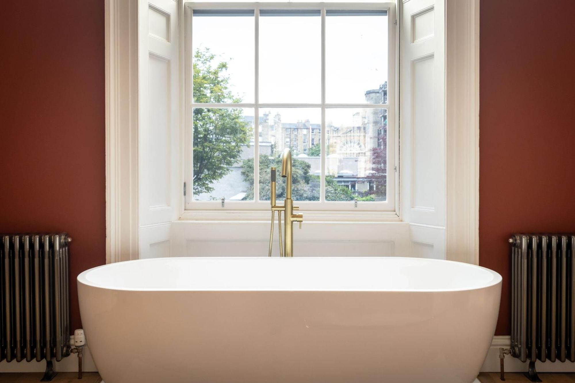 Dragon Luxury Serviced At Walker Street *