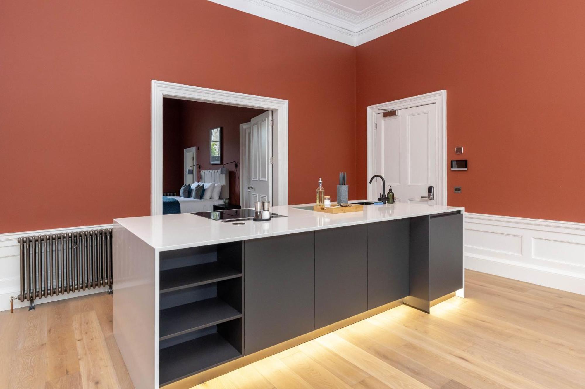 Apartment Dragon Luxury Serviced At Walker Street Edinburgh