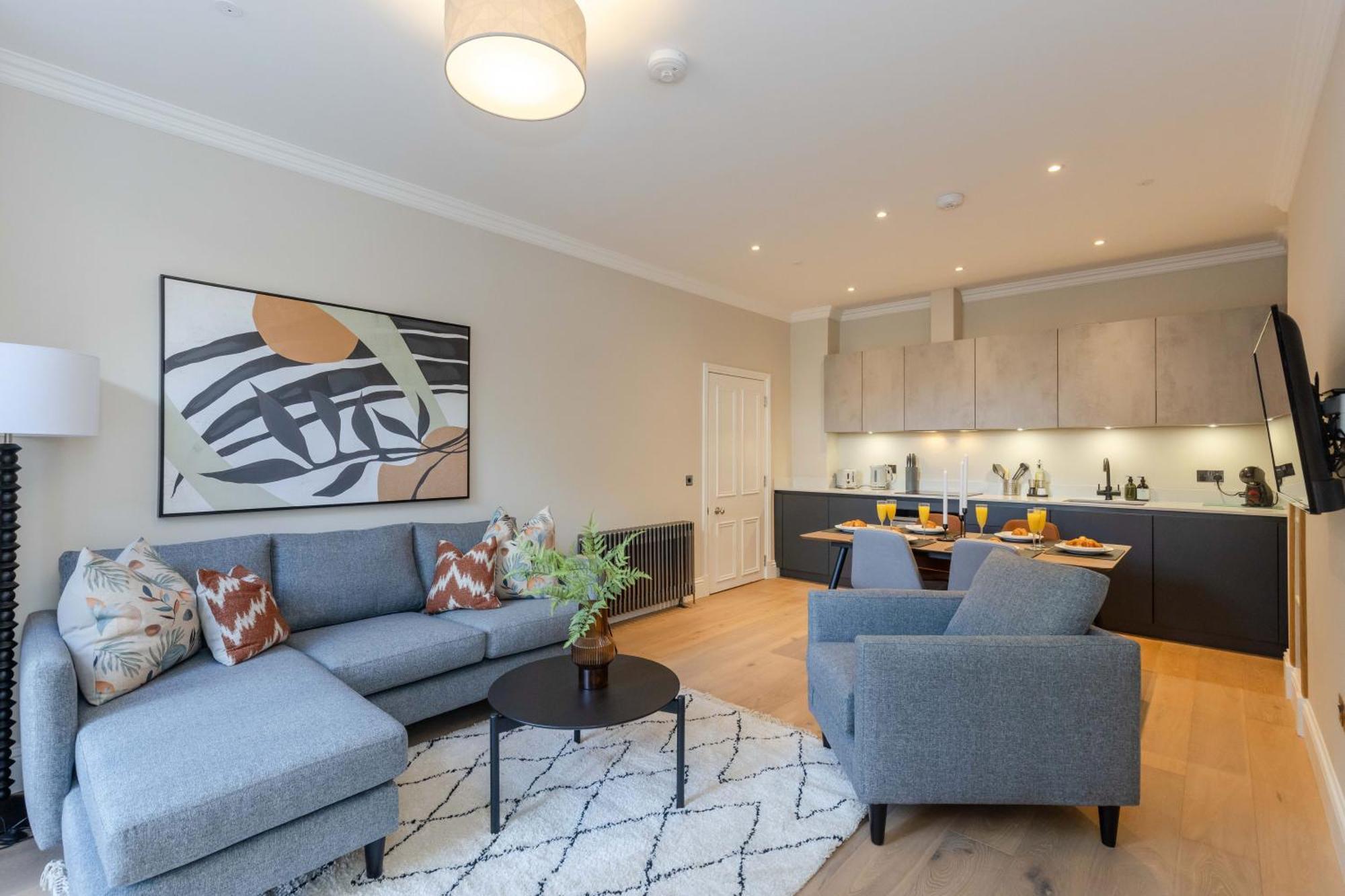 Dragon Luxury Serviced At Walker Street Apartment