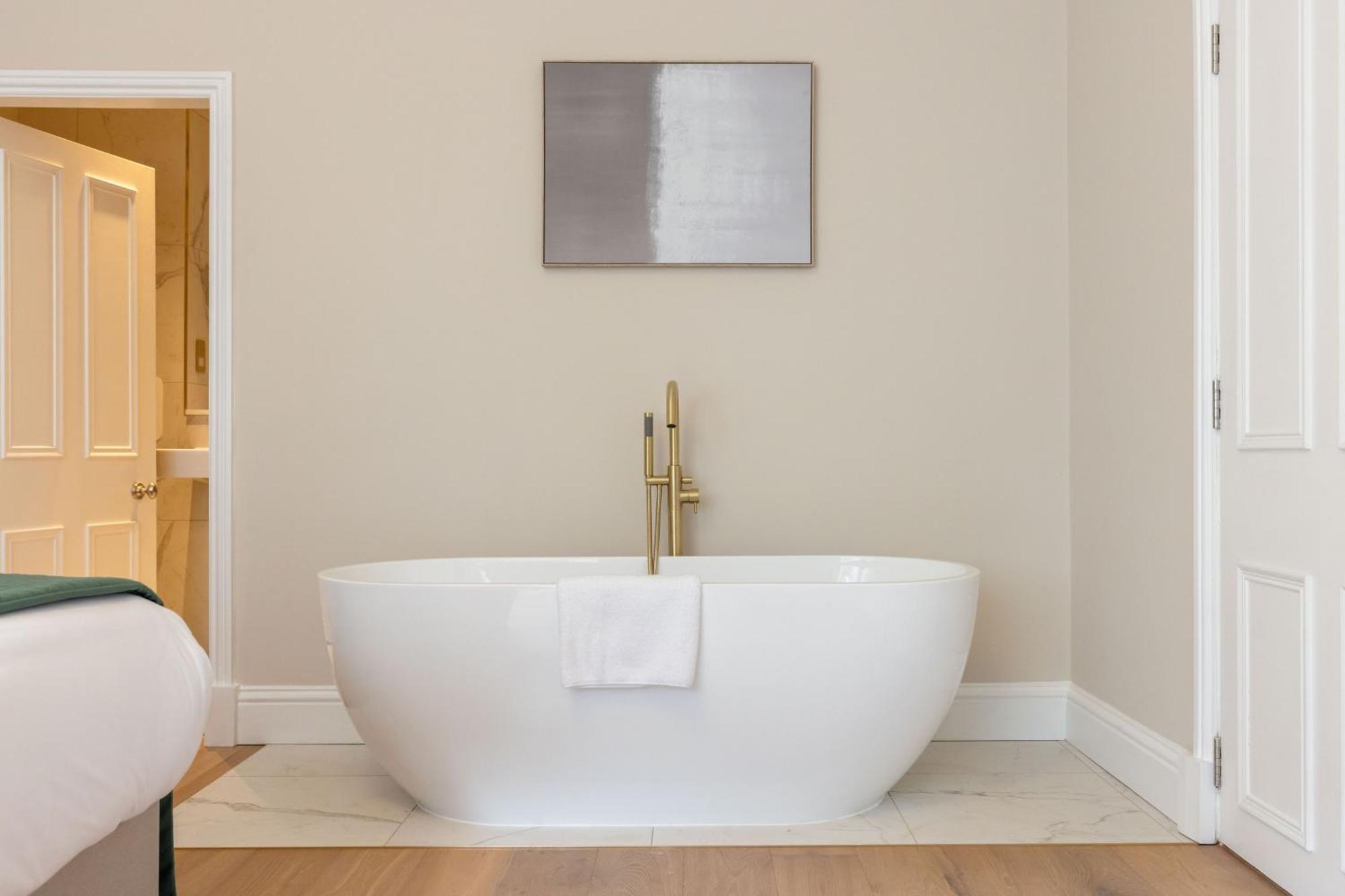 Apartment Dragon Luxury Serviced At Walker Street Edinburgh