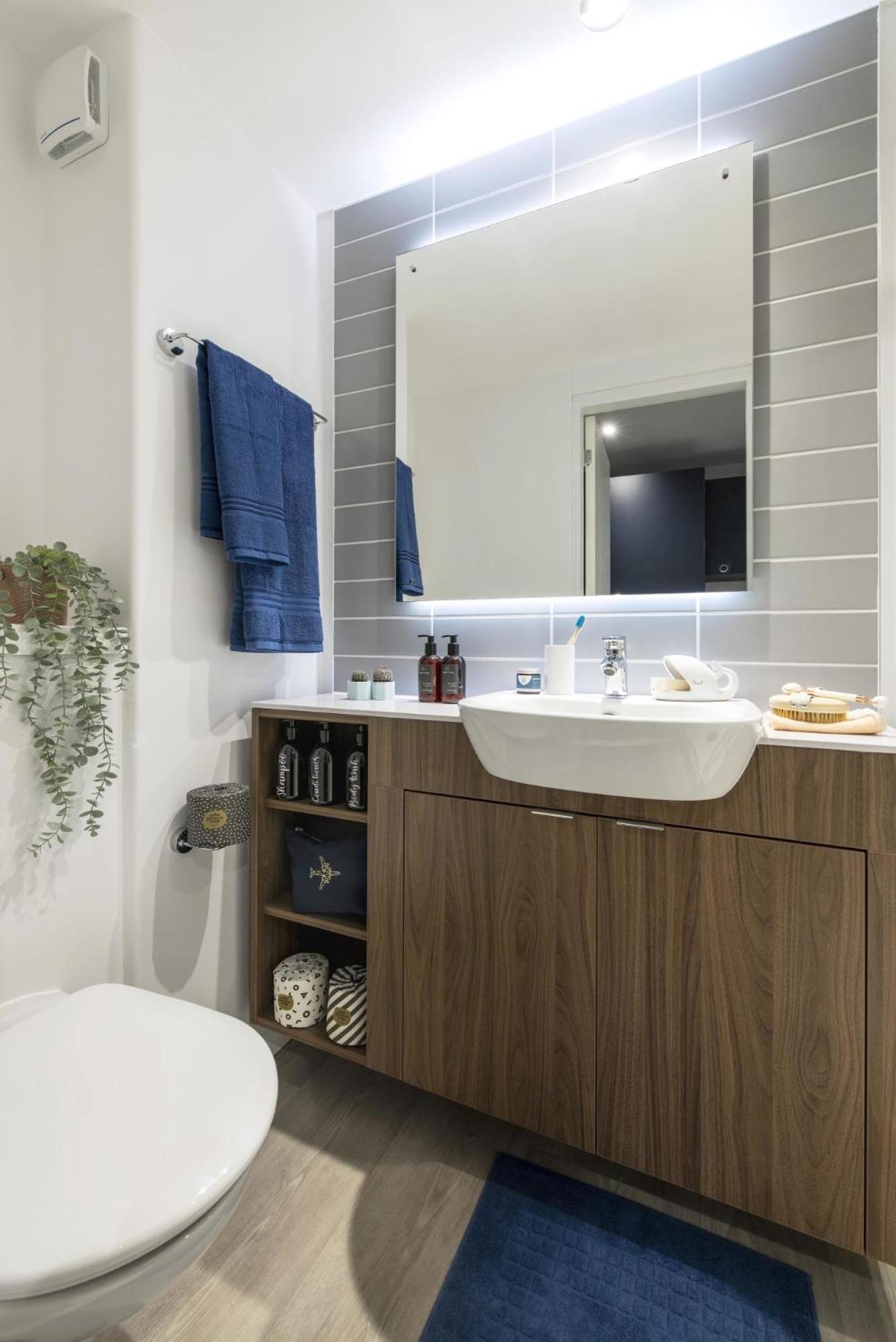 Sleek Studios, And Private Bedrooms At Silk Mill Close To Old Town Edinburgh