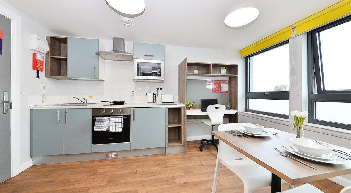 Cosy And Private Ensuite At Mill House In EDI