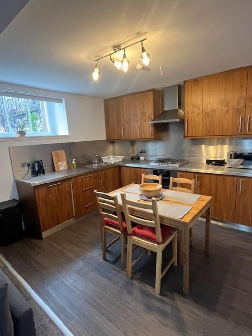 Boyds Entry Flat Old Town Apartment