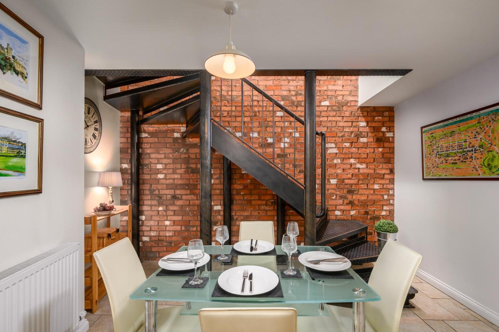 Apartment Stylish & 2br Stockbridge Gem