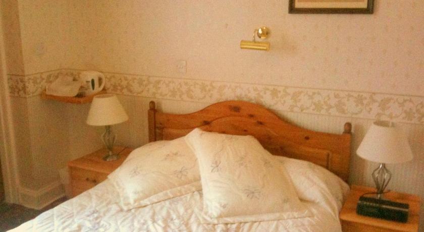 Bed & Breakfast Almond House Edinburgh