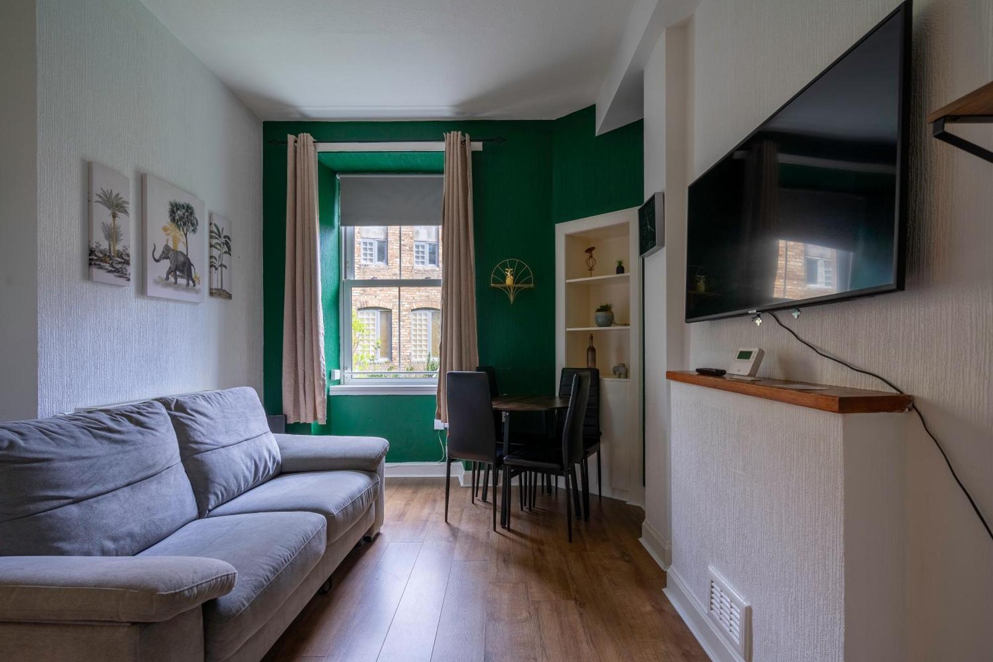 The Eden Apartment, Center Edinburgh